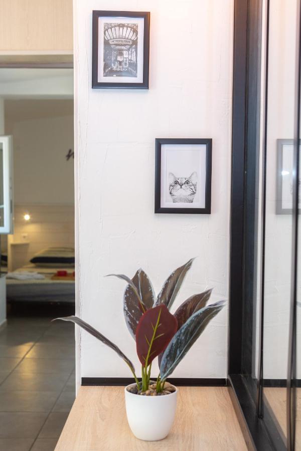 Appartement T2 Industriel avec terrasse et parking privé à Amiens Extérieur photo